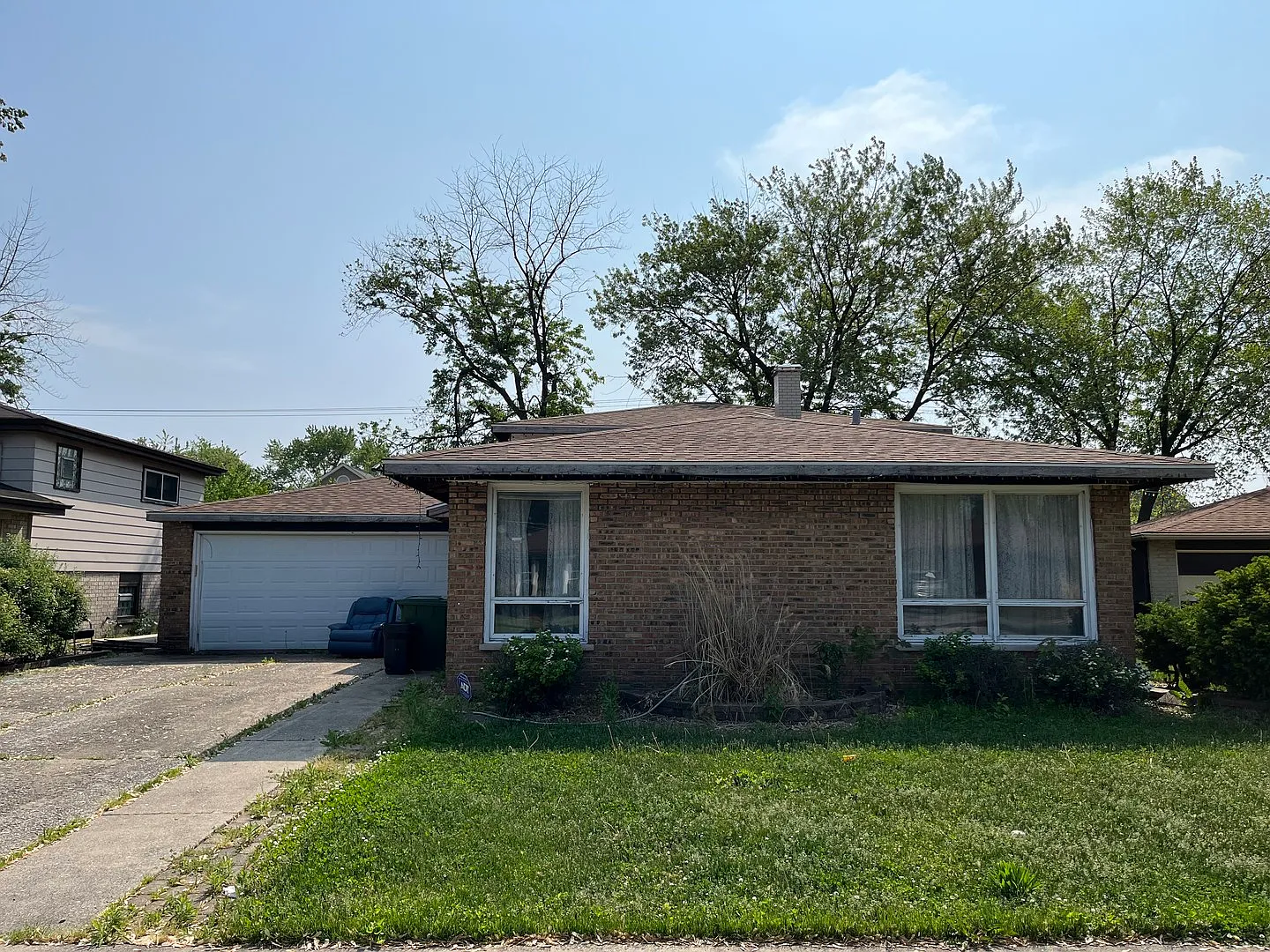 15448 Sunset Dr photo 1