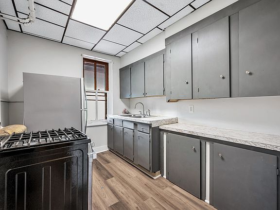 4th image of 63 N Main St #11073959