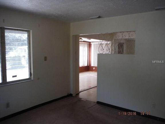 4th image of 2115 N Orange Ave