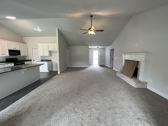 4th image of 107 Suwannee Way