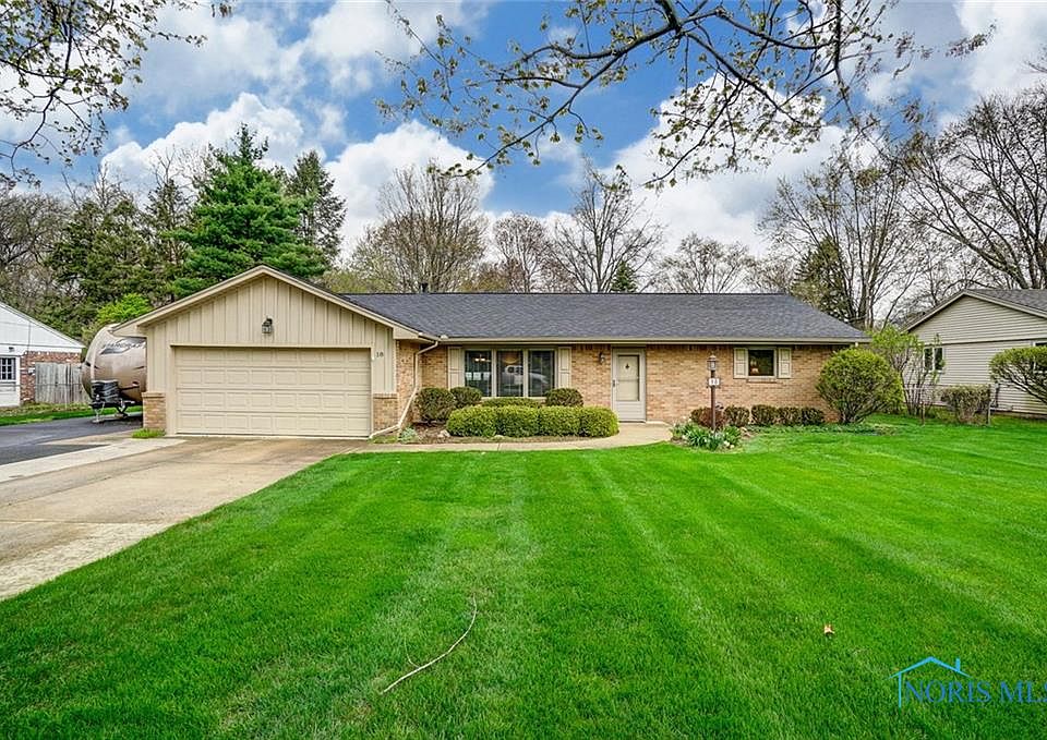 1st image of 18 Tanglewood Ln