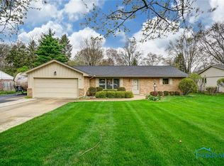 18 Tanglewood Ln, Bowling Green, OH