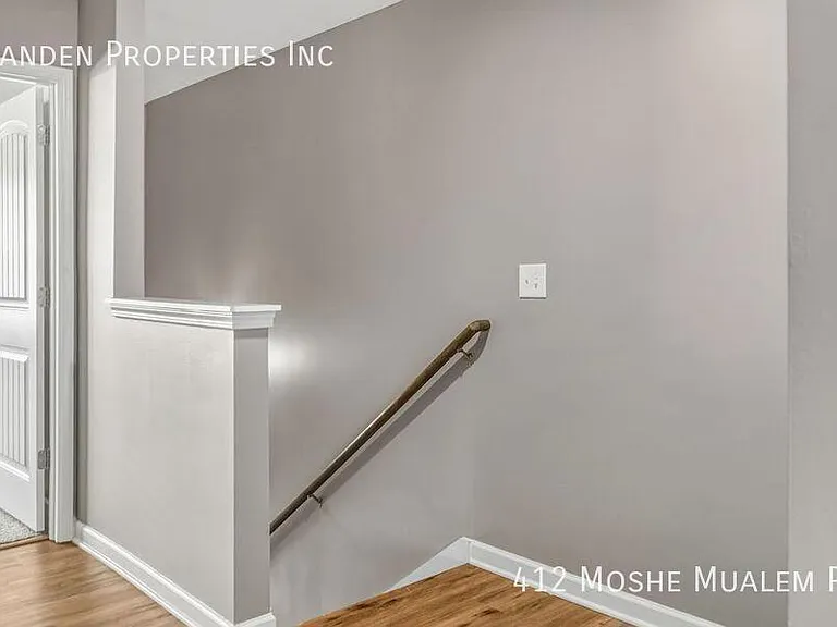 412 Moshe Mualem Pl — Photo 19
