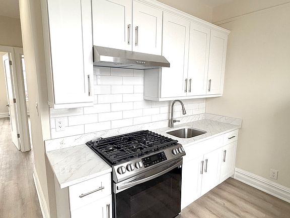 5th image of 22-12 36th St #2F