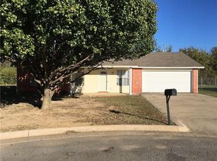 290 N Christy Ln, Farmington, AR 72730