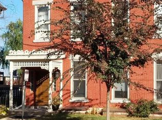 1240 Locust St APT 5, Dubuque, IA 52001