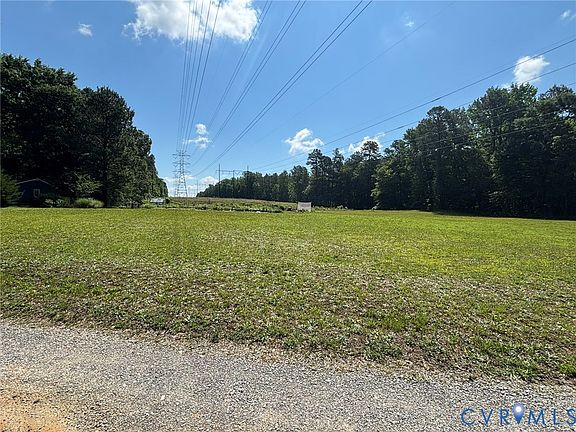 5th image of 3219 Layfield Dr