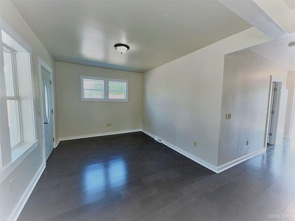 5th image of 412 Dickinson Blvd