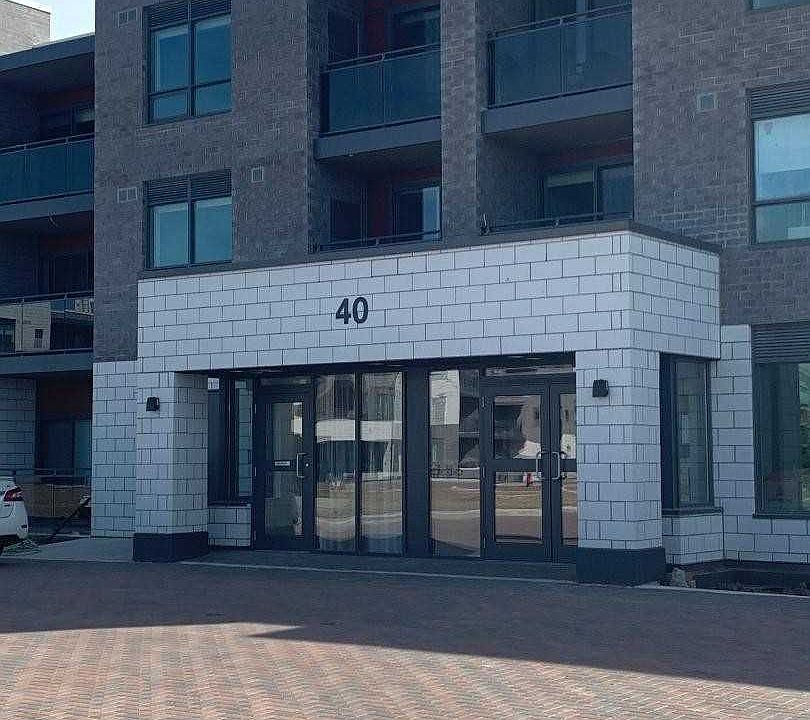 2nd image of 40 Via Rosedale Way