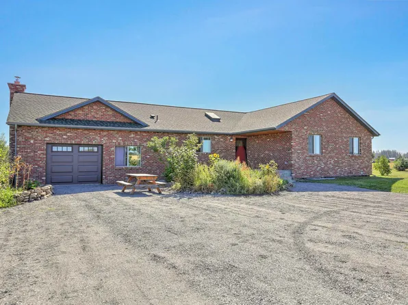 14408 N Dover Rd, Nine Mile Falls, WA 99026