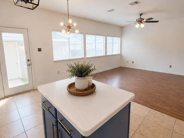 11738 Jelicoe Dr — Photo 7