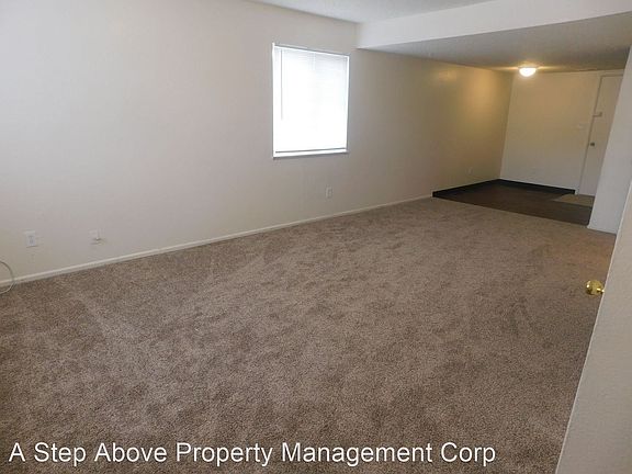 2nd image of 2910 Dawn Dr #1