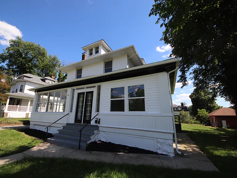 3309 Elgin Ave — Photo 1