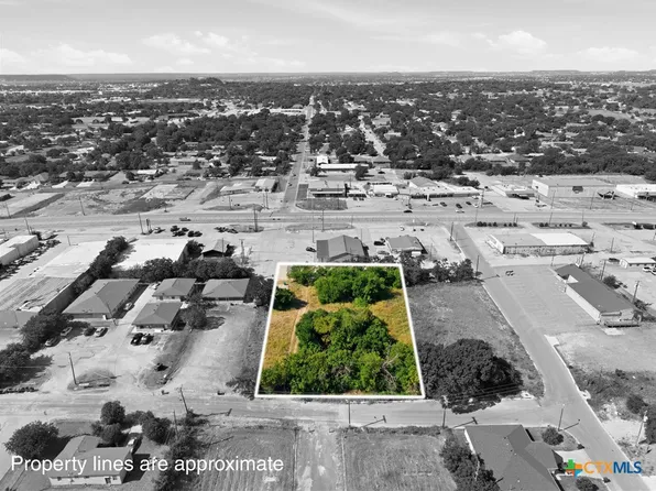 307 W Valley Rd, Harker Heights, TX 76548