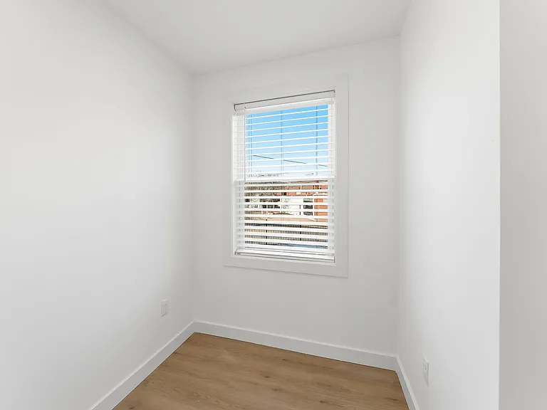 210 Weeden St #9 — Photo 20