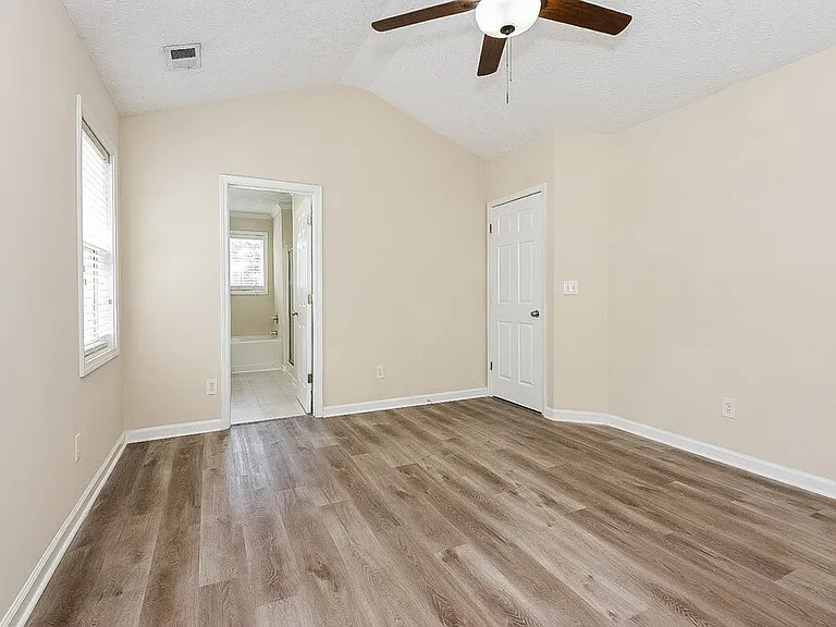 3057 Heatherbrook Trce — Photo 11