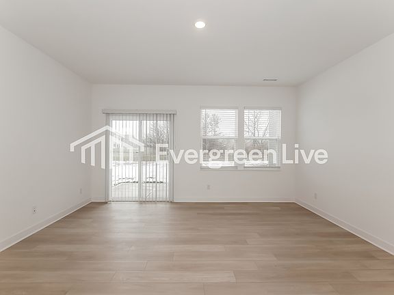 5th image of 3588 Copley Ct