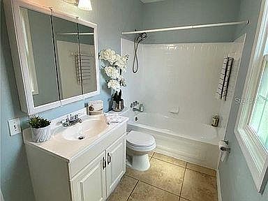 5th image of 13755 Orange Sunset Dr Unit 201