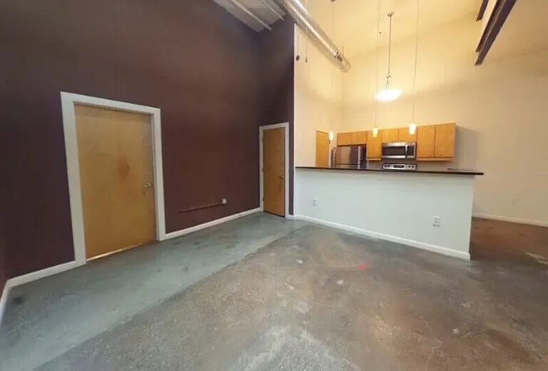 1011 W Marshall St #127 — Photo 9