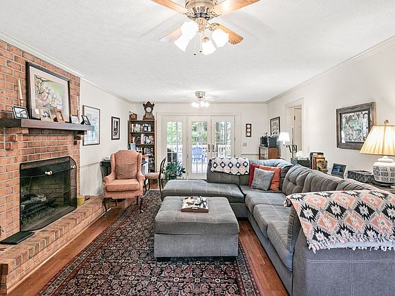 4th image of 509 Forest Dr