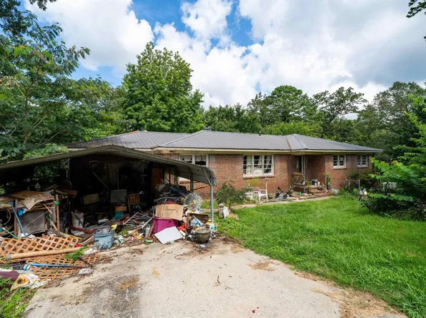 939 Navajo Trl, Alabaster, AL 35007