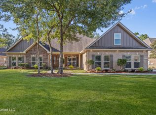 24732 Knollwood Dr, Pass Christian, MS 39571