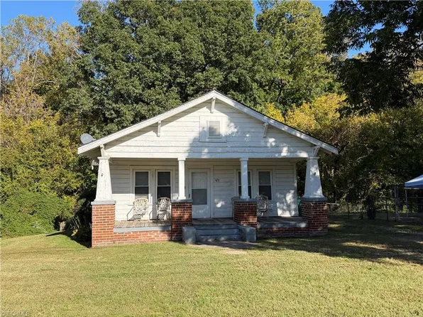 929 Marlboro St, High Point, NC 27260