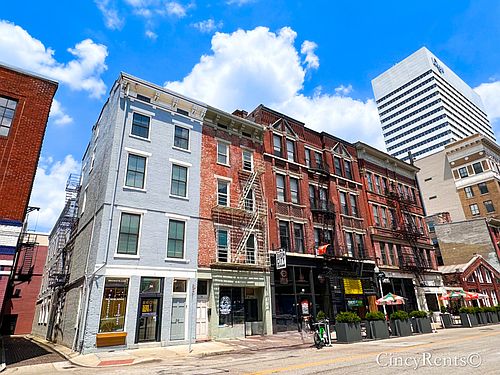 2nd image of 36 W Court St #1R
