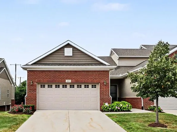 3045 Bridgewater Rd #5, Auburn Hills, MI 48326