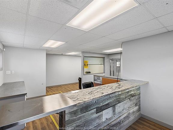 3rd image of 3603 Walker Rd
