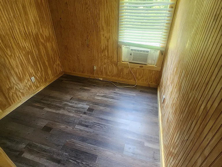 247 Hedge St — Photo 11