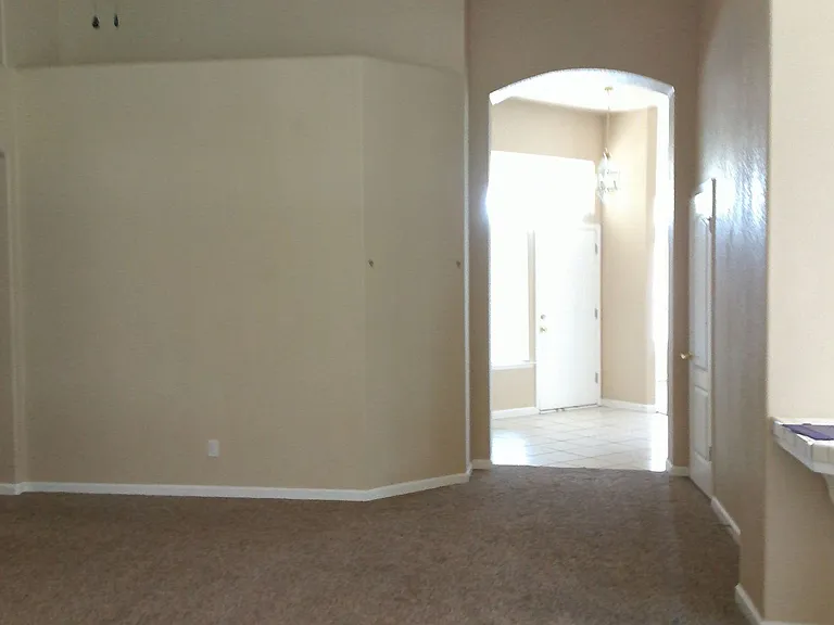 1720 E Granada Ave — Photo 8