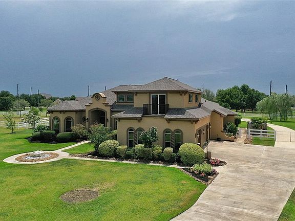 2nd image of 6302 Carriagewood Ct
