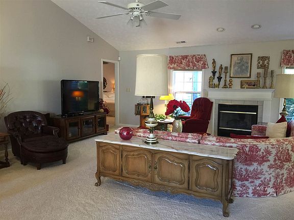5th image of 1830 Weeping Willow Ct N
