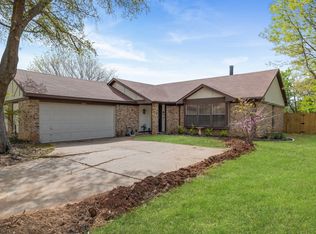 3209 Creekwood Ln, Fort Worth, TX 76123