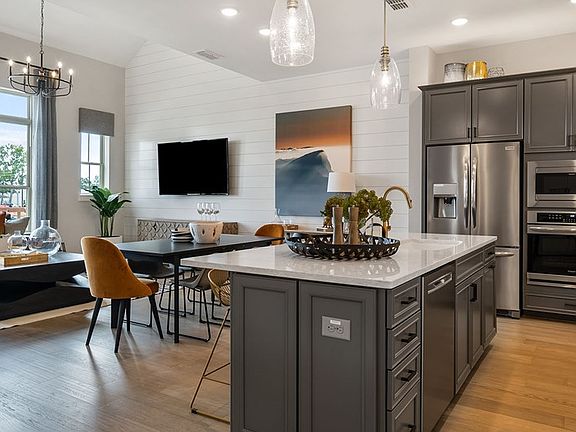 The Artista - Kitchen