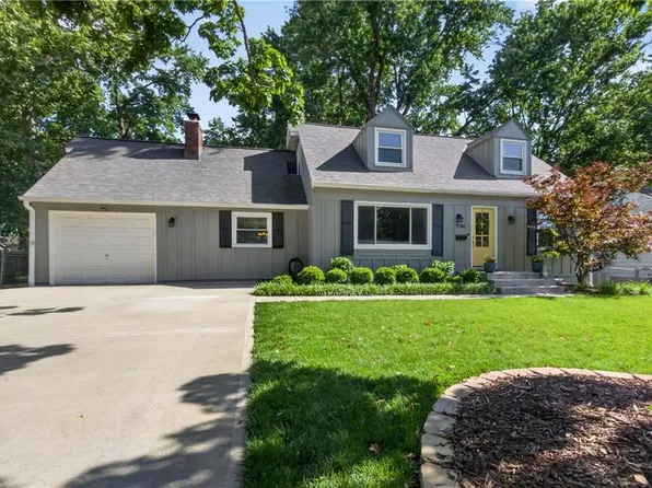 7721 W 96th Ter, Overland Park, KS 66212