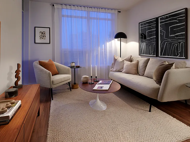 105 Harrison Garden Blvd #811 — Photo 7