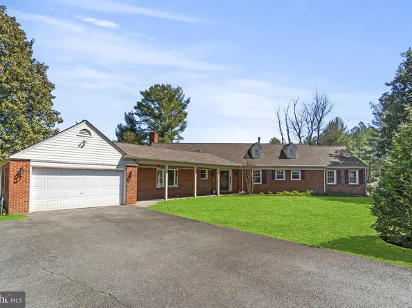 9492 Fostern Ln, Manassas, VA 20112