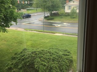 1137 Whitewater Pl, Herndon, VA 20170