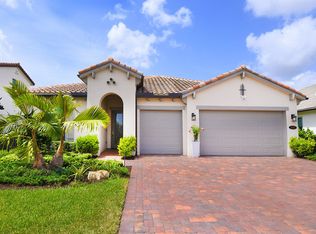 9355 Grand Prix Ln, Boynton Beach, FL 33472