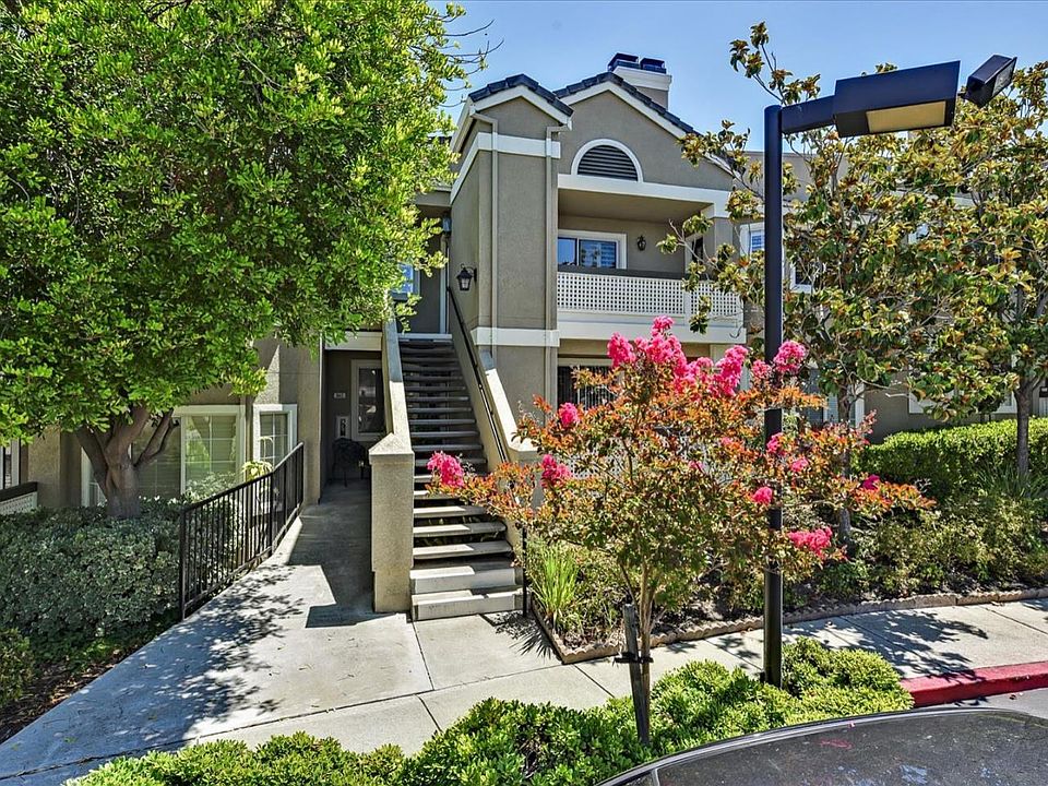 1st image of 844 Bucks Lake Ct