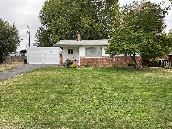 3rd image of 517 Holly St