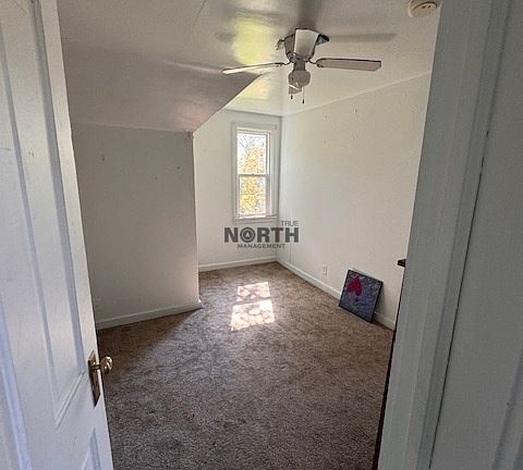 4th image of 307 1st Ave W #3