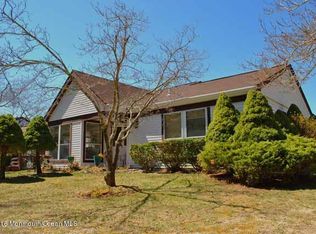 857C Winchester Ct, Manchester, NJ 08759