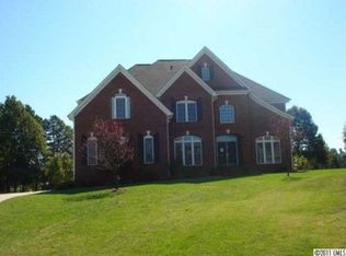 106 Crianson Ct, Mooresville, NC 28115