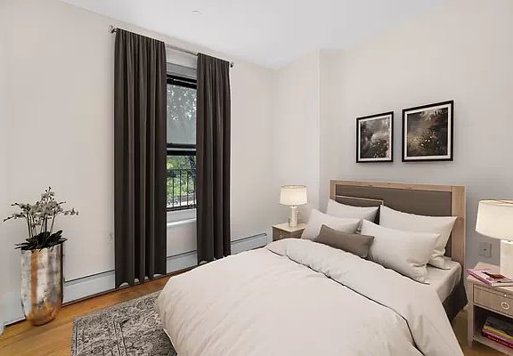 5th image of 45 Central Park N #2D