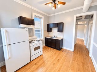 2303 S Oakley Ave #2R, Chicago, IL 60608