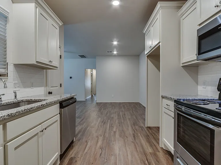 412 Chalk Hill Ct — Photo 19