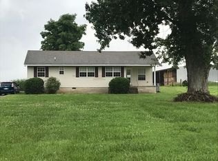 629 Blue Creek Rd, Tullahoma, TN 37388